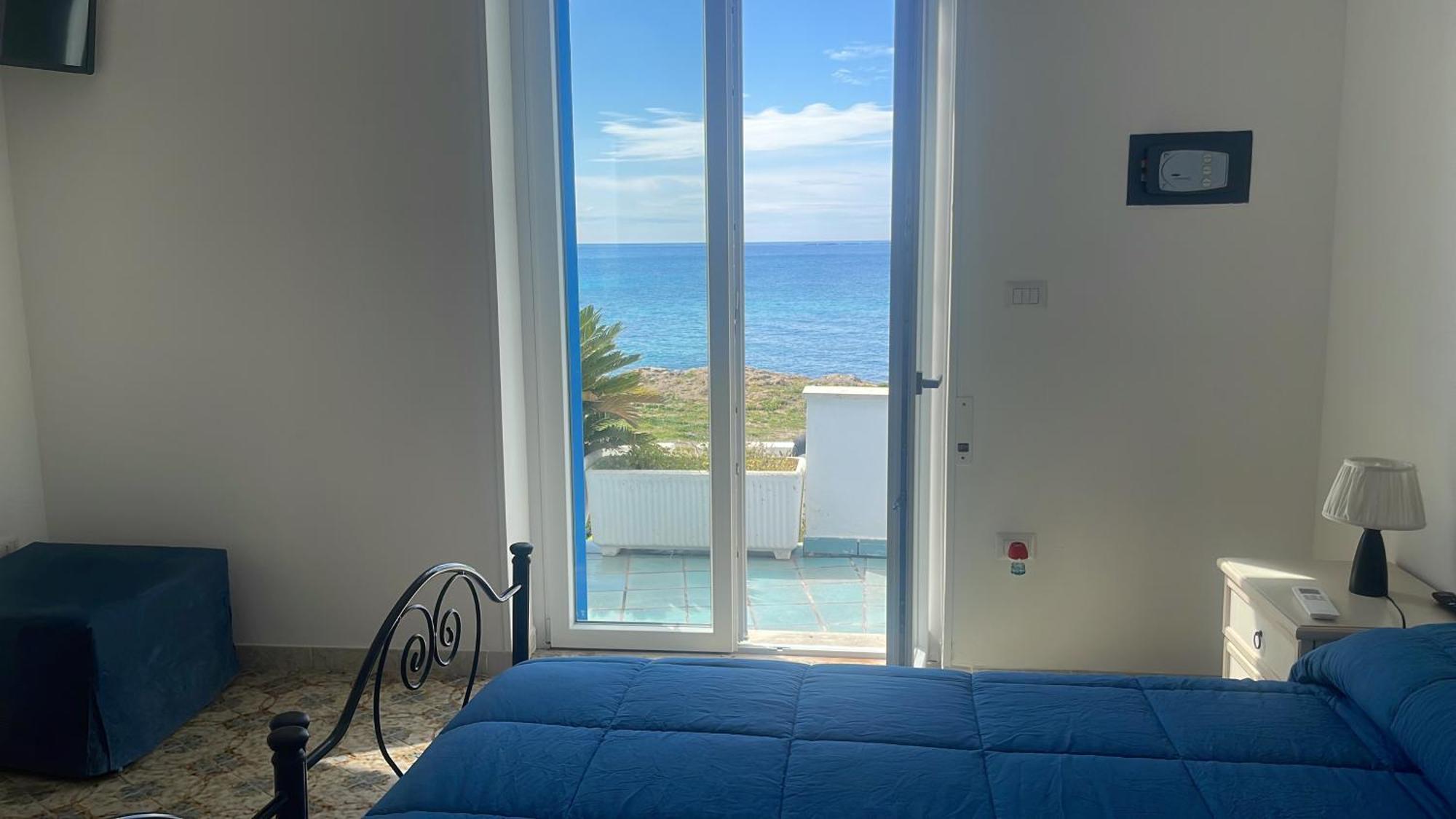 マリーナ・ディ・マンカヴェルサ Casa Direttamente Sul Mareヴィラ エクステリア 写真