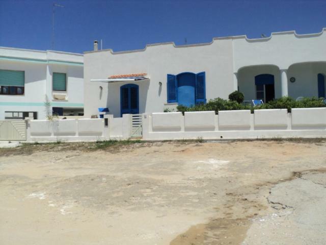 マリーナ・ディ・マンカヴェルサ Casa Direttamente Sul Mareヴィラ エクステリア 写真