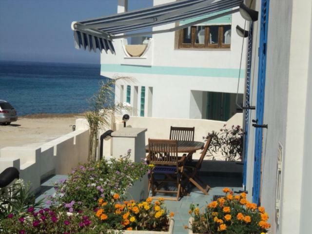 マリーナ・ディ・マンカヴェルサ Casa Direttamente Sul Mareヴィラ エクステリア 写真